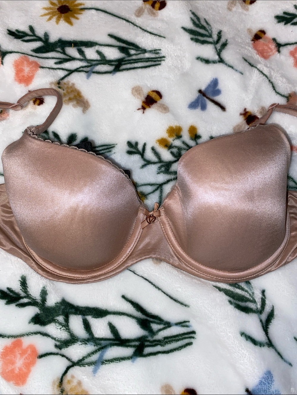 Victoria's Secret Smooth Light Rose Nude T-Shirt Bra